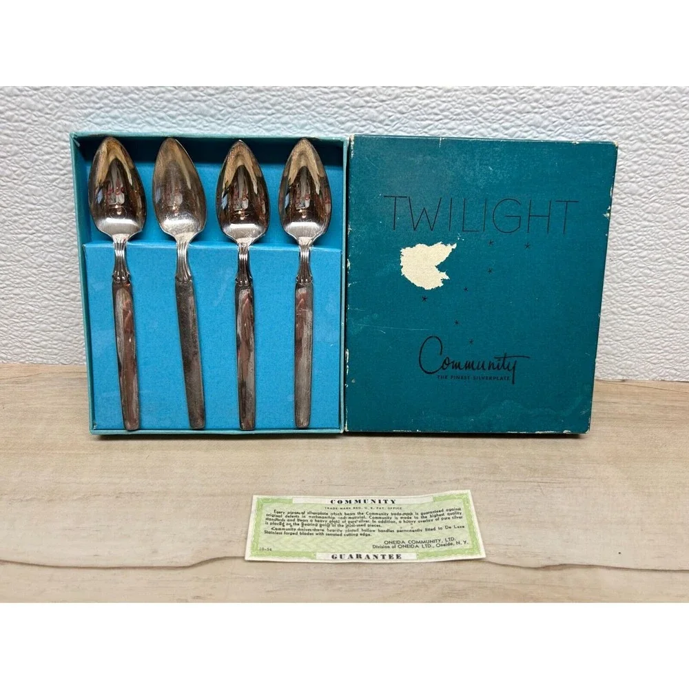 Vintage Oneida Twilight Community Silverplated Tee/Fruit Spoons Set Of 4